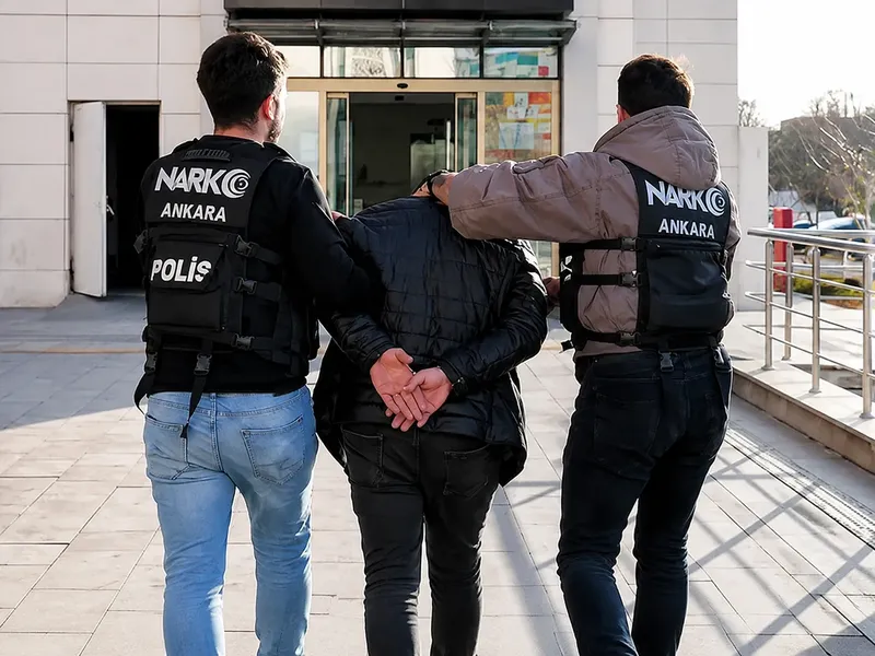 Ankara'da uyuşturucu ve fuhuş soruşturmasında gözaltı sayısı arttı