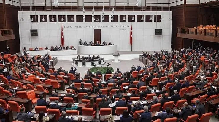 Suça sürüklenen çocuklara ilişkin kanun teklifinin 6 maddesi daha kabul edildi