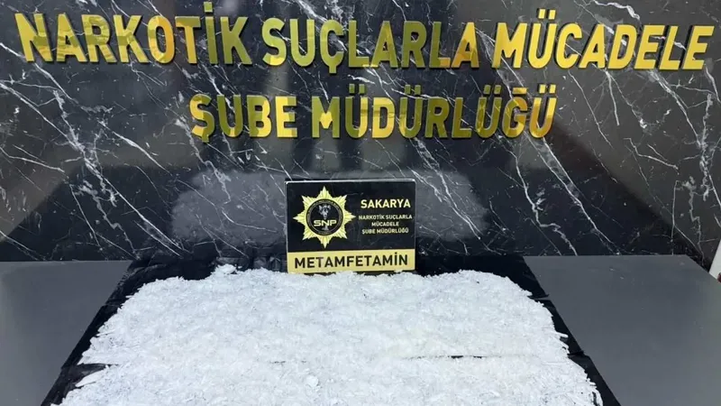 Uyuşturucu trafiği engellendi: Sakarya'da iki kişi tutuklandı