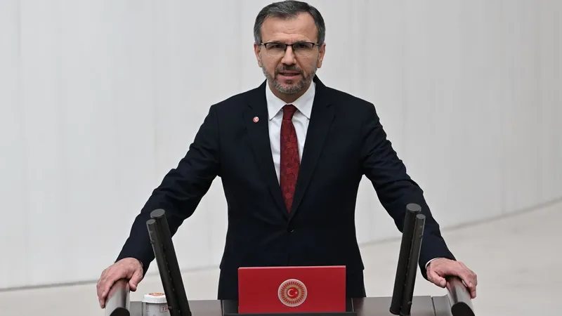 Saadet Partili Doğan: "Madenler ham ihraç edilip ürünler ithal ediliyor"