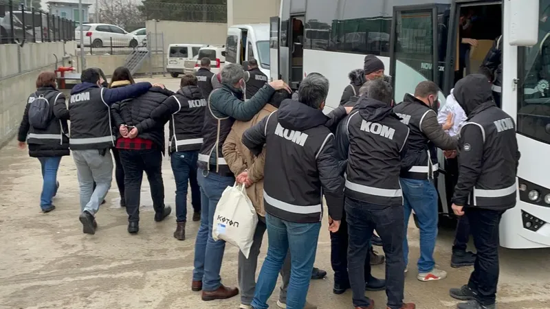 Antalya'da hazine devri dosyasında 21 kişi adliyeye sevk edildi