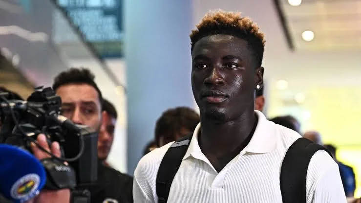 Fenerbahçe, Kojo Peprah Oppong transferini resmen açıkladı!