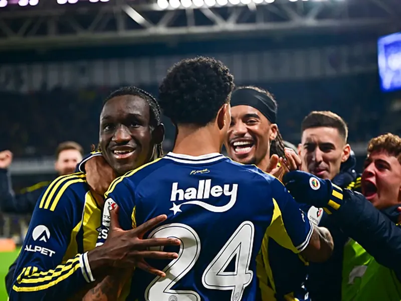 Zorlu mücadele başlıyor: Fenerbahçe tarih yazmak istiyor