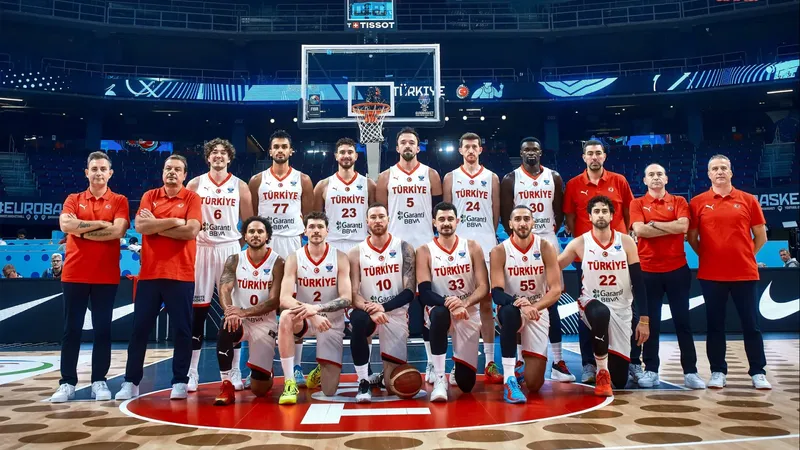 12 Dev Adam’dan tarihi gece! Dünya Kupası bileti geldi