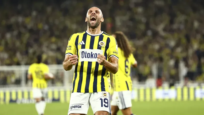 Muriqi 6 yıl sonra yeniden derbiye çıkabilir
