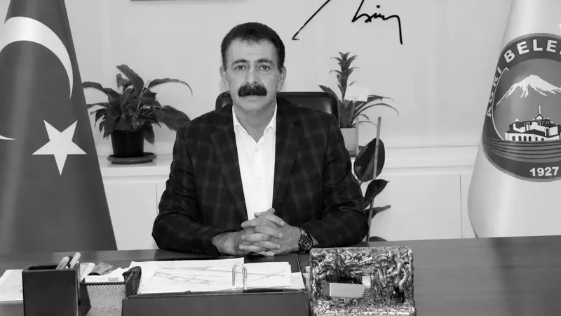 Ağrı Belediye Eşbaşkanı Memet Akkuş hayatını kaybetti