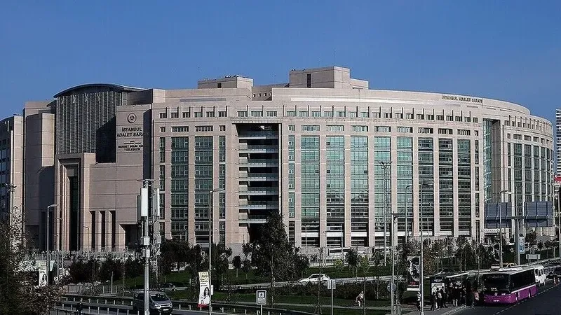 Ahbap derneğine yönelik soruşturmada 45 şüpheli adliyede