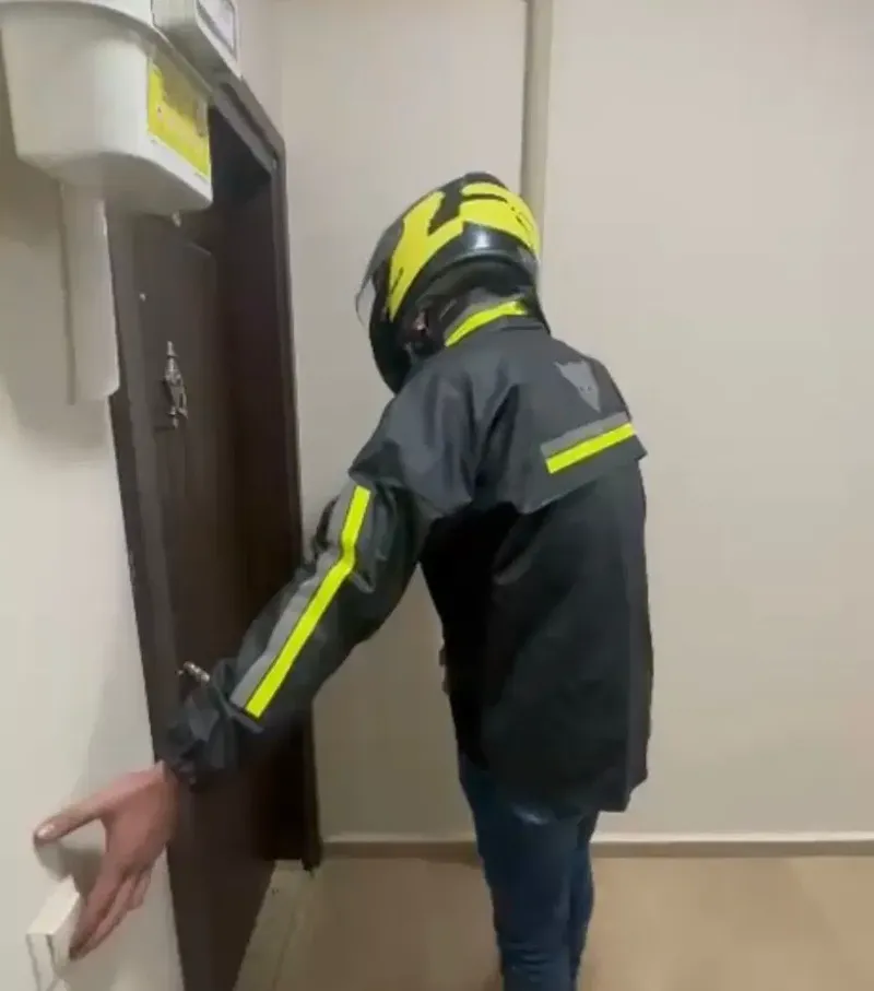 Kurye kılığında firari operasyonu