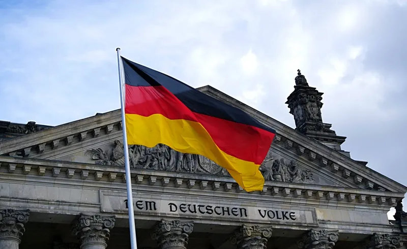 AfD'nin yükselişi Almanya'nın gizli savaş planını gündeme taşıdı! 800 bin NATO askeri detayı