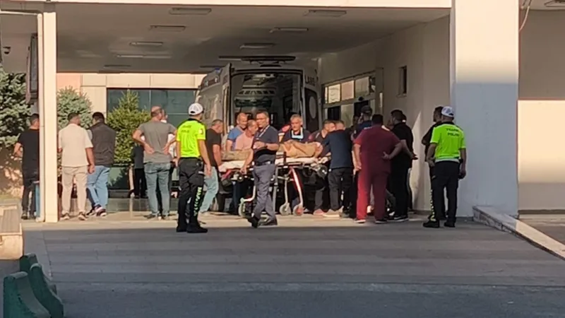 Aralık ilçesinde askeri araç devrildi: Acı haber geldi