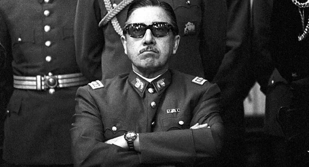 EmDXMf_XEAASgli